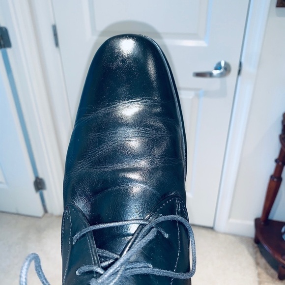 Florsheim Leather Chukka Boot. - Picture 9 of 10